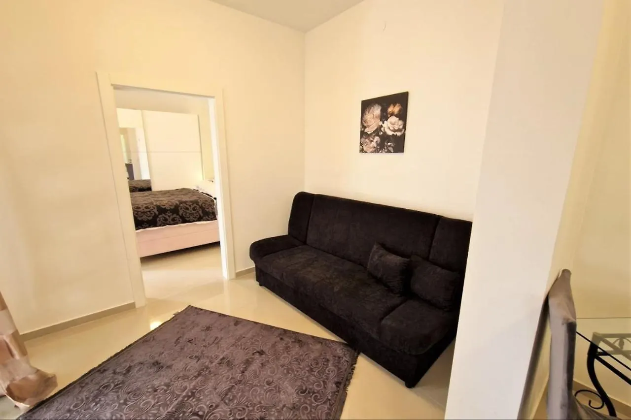 Villa Amra Apartments In Porec For Max 27 Persons