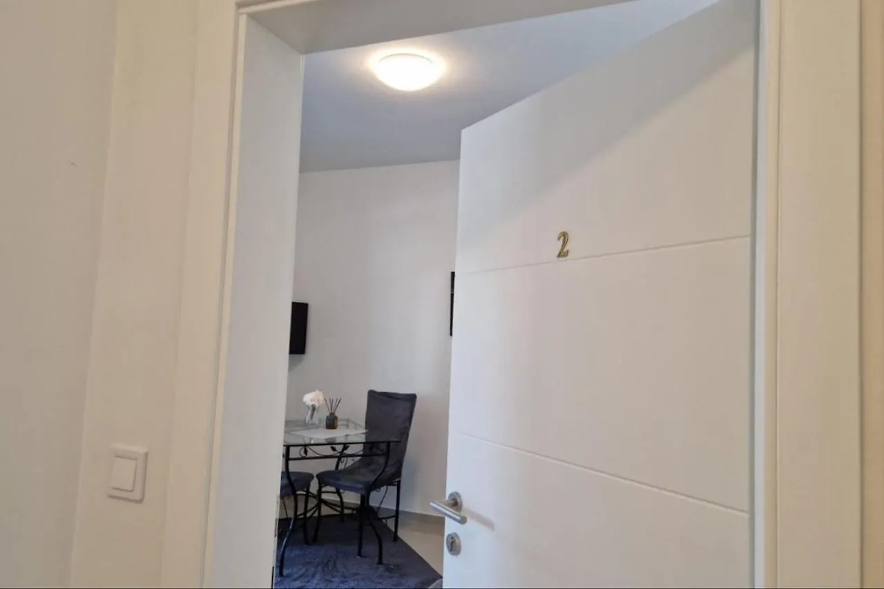 Πανσιόν Villa Amra Apartments In Porec For Max 27 Persons Κροατία