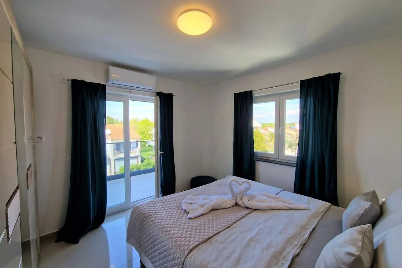 Villa Amra Apartments In Porec For Max 27 Persons